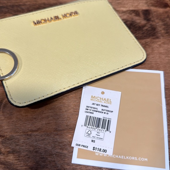 Michael Kors Jet Set Travel Card Holder - Picture 6 of 6